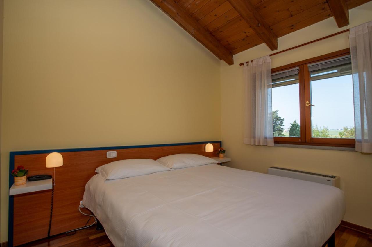 Hotel Caneo Fossalon Esterno foto